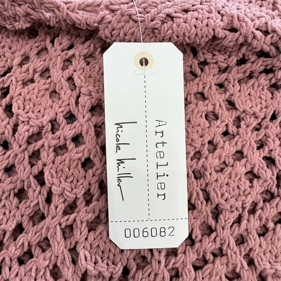 NWT Nicole Miller Artelier Sweater Blush Pink Open Knit Crochet Size Small - Picture 4 of 8